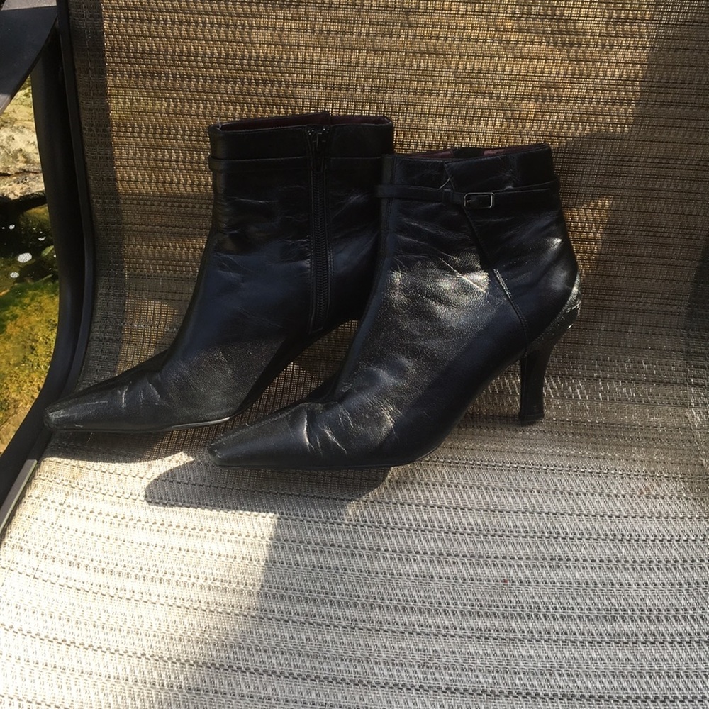 Bisou Bisou ankle boots - Picture 1 of 6